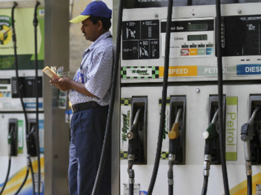 Petrol Price Slips Below Rs 74 Mark In Delhi For First Time Since April Six Week Long Rate Cut Wipes Off All Fuel Hikes Business News Firstpost
