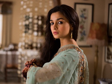 With Raazi, Meghna Gulzar shows the difference between genuine patriotism and OTT nationalism With Raazi, Meghna Gulzar shows the difference between genuine patriotism and OTT nationalism