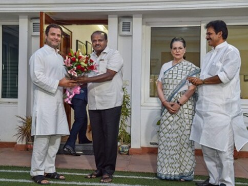 Anti-BJP leaders gather in Karnataka for Kumaraswamy's swearing-in: How long will this ragtag alliance last? Anti-BJP leaders gather in Karnataka for Kumaraswamy's swearing-in: How long will this ragtag alliance last?