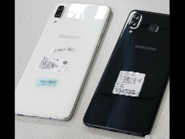 Leaked pictures of Samsung A9 Star. Weibo.