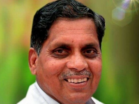 Karnataka Congress MLA Siddu B Nyamagouda dies after car meets with accident near Tulasigeri Karnataka Congress MLA Siddu B Nyamagouda dies after car meets with accident near Tulasigeri