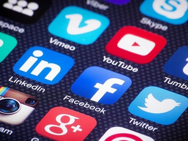 Selfies and citizenship: Examining the idea of nationhood in the era of social media boom Selfies and citizenship: Examining the idea of nationhood in the era of social media boom