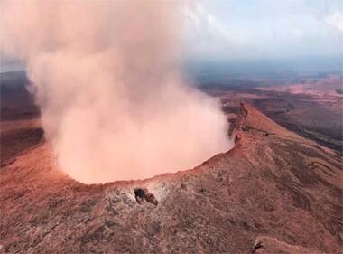 Hawaii’s Kilauea volcano spews nine-km-high plume of ash; scientists warn of more eruptions in next few hours
