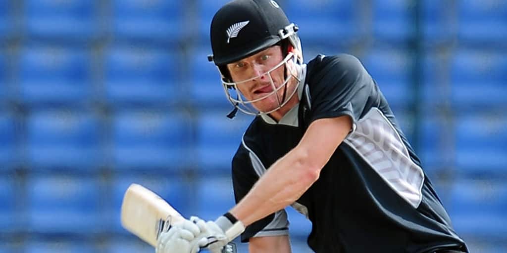 New Zealand opening batsman Rob Nicol announces retirement from all