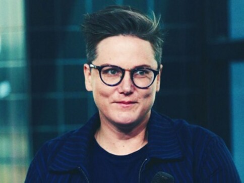 Nanette review: Hannah Gadsby’s Netflix comedy special is a norm ...