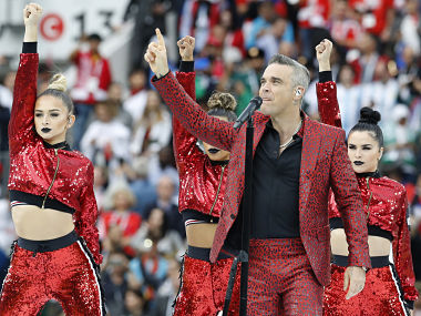 FIFA World Cup 2018: Robbie Williams courts controversy after making obscene gesture at opening ceremony FIFA World Cup 2018: Robbie Williams courts controversy after making obscene gesture at opening ceremony