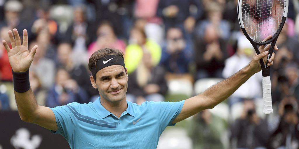 Stuttgart Open 2018: Roger Federer battles past Mischa Zverev in ...