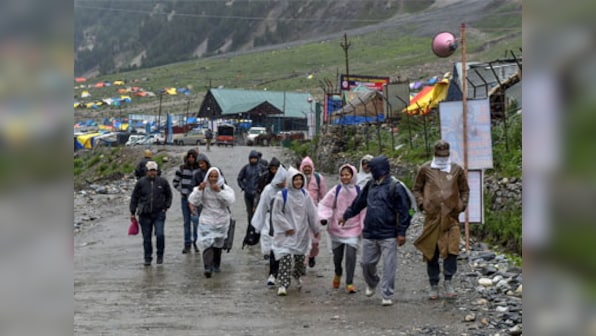 Amarnath Yatra remains suspended from Jammu for 2nd day due to bad weather; thousands stranded at Baltal, Pahalgam camps