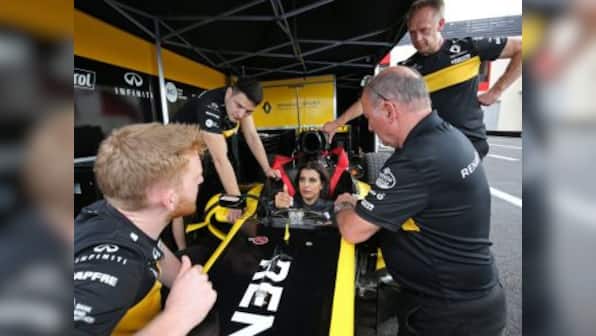 Formula One: Saudi Arabia's Aseel Al-Hamad to drive Renault's 2012 car in parade ahead of French Grand Prix
