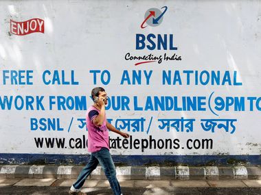 BSNL bailout: About 70,000 employees of state-run telco opted for VRS so far, says CMD PK Purwar BSNL bailout: About 70,000 employees of state-run telco opted for VRS so far, says CMD PK Purwar