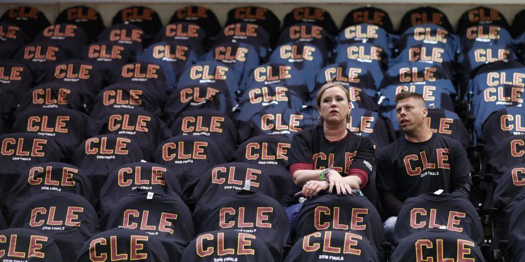 Cleveland Cavs Team 2018 Cavs Jersey 2018 Finals 2025