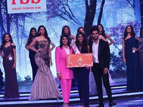 Miss India 2018: Tamil Nadu-based Anukreethy Vas gets selected as successor to Manushi Chhillar Miss India 2018: Tamil Nadu-based Anukreethy Vas gets selected as successor to Manushi Chhillar
