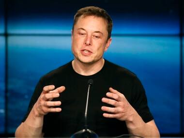 Elon Musk says he's talking with Saudi wealth fund to take Tesla private but deal isn't done yet; expects one third shareholders will bite at $420 per share