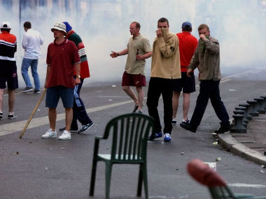 FIFA World Cup 2018: Flashback to 1998, when hooligans battled on streets of Marseille before England's clash against Tunisia FIFA World Cup 2018: Flashback to 1998, when hooligans battled on streets of Marseille before England's clash against Tunisia