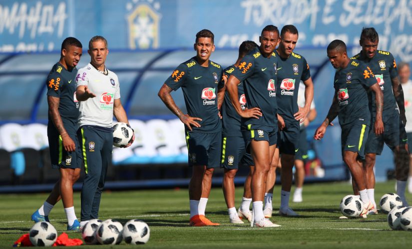 Soccer Football - World Cup - Brazil Training - Yug Sport Stadium, Sochi, Russia - June 13, 2018 Brazil's Roberto Firmino during training REUTERS/Hannah Mckay - RC1D43C838B0