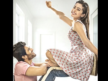 Geetha Govindam first look: Vijay Devarakonda, Rashmika Mandanna share adorable chemistry in this new age romcom Geetha Govindam first look: Vijay Devarakonda, Rashmika Mandanna share adorable chemistry in this new age romcom