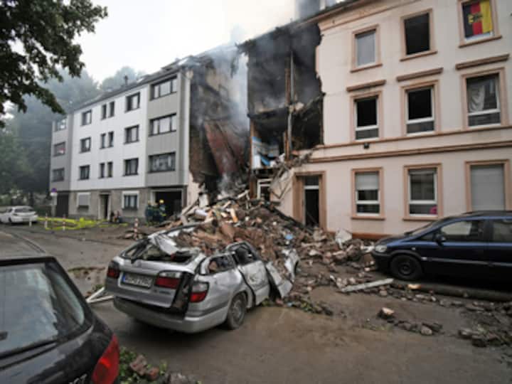 25 injured in Germany building explosion; Wuppertal blast damages attic, top three floors