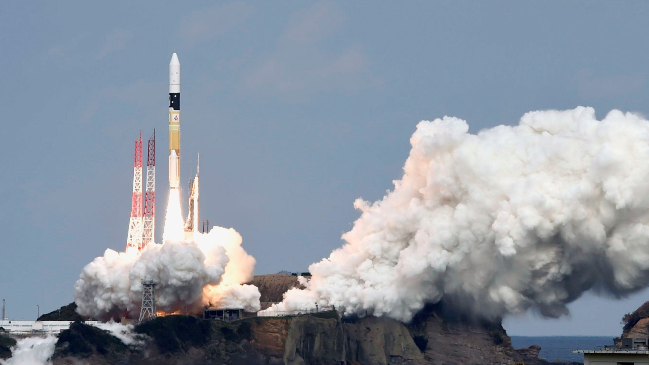 Japan space probe Hayabusa2 reaches asteroid Ryugu in search for origin of life Japan space probe Hayabusa2 reaches asteroid Ryugu in search for origin of life