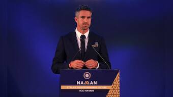 Virat Kohli receives Polly Umrigar Award; Kevin Pietersen strikes emotional chord with speech on saving Test cricket