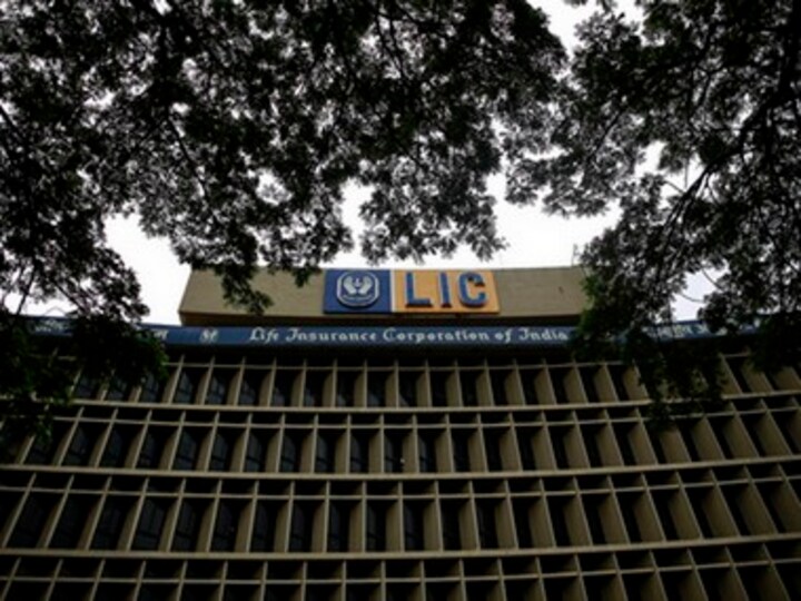 IDBI Bank-LIC stake deal: Finance Ministry says bank boards to take a call, 'we are not going to micromanage them'