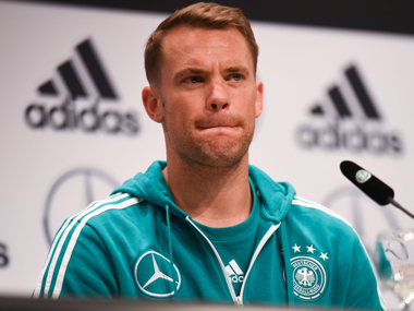 Bayern Munich's Uli Hoeness threatens German national team with boycott if Manuel Neuer loses No 1 goalkeeper spot Bayern Munich's Uli Hoeness threatens German national team with boycott if Manuel Neuer loses No 1 goalkeeper spot