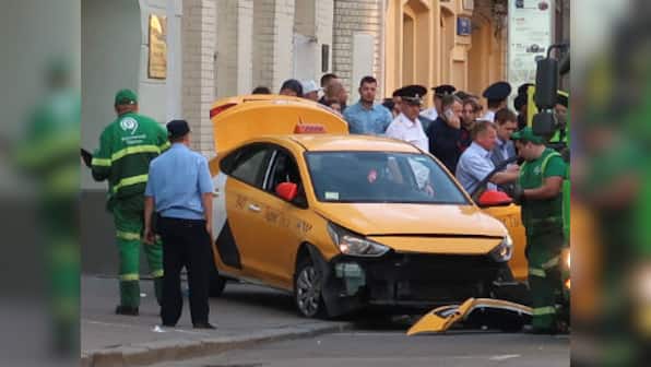 Moscow taxi driver falls asleep at wheel, injures seven football fans near Red Square after losing control of car