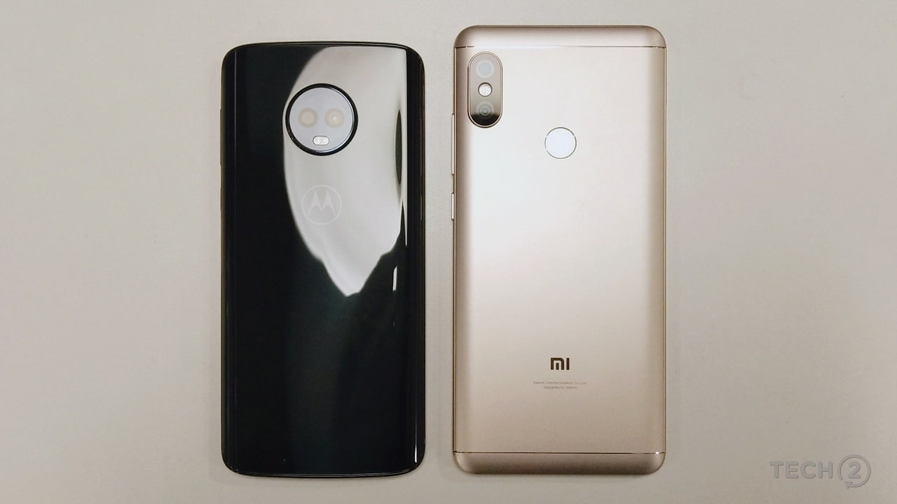 The Motorola Moto G6 vs the Xiaomi Redmi Note 5 Pro. Image: tech2/Sheldon Pinto