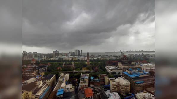 Mumbai rains: IMD predicts heavy showers to continue for 48 hours; western and central line trains run slightly delayed