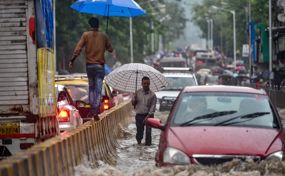 The IMD has forecast thundershowers accompanied with gusty winds at many places in Mumbai till Sunday. Heavy to very heavy rainfall is also likely at isolated places in the city. PTI The IMD has forecast thundershowers accompanied with gusty winds at many places in Mumbai till Sunday. Heavy to very heavy rainfall is also likely at isolated places in the city. PTI