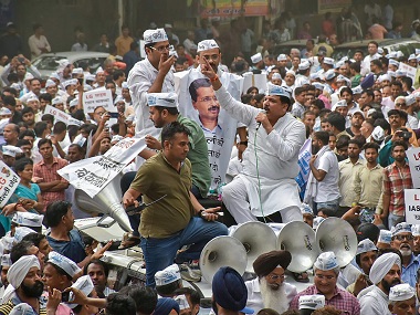 AAP legislators forced to leave L-G's office after meeting; MLA Somnath Bharti says 'ashamed' of use of force AAP legislators forced to leave L-G's office after meeting; MLA Somnath Bharti says 'ashamed' of use of force