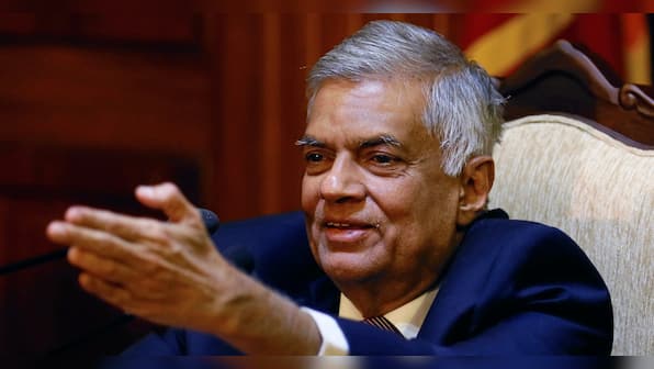 Sri Lanka: Prime Minister Ranil Wickremesinghe struggles to form a unity government