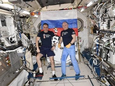 Russian cosmonauts playing football aboard the ISS. Image: Twitter/@OlegMKS