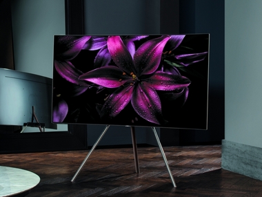 Large-screen TV sales soar up to 100% as World Cup fever grips fans, smaller cities post robust numbers Large-screen TV sales soar up to 100% as World Cup fever grips fans, smaller cities post robust numbers