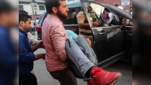 Shujaat Bukhari’s killing will send Kashmir into spiral of violence, make govt edgy ahead of Amarnath Yatra