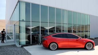 Tesla plans to produce about 3,000 Model 3s per week in Shanghai to cut tariff