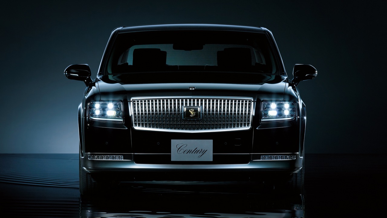 After 21 years Toyota's Century sedan makes a comeback at price tag of $1,78,164 After 21 years Toyota's Century sedan makes a comeback at price tag of $1,78,164