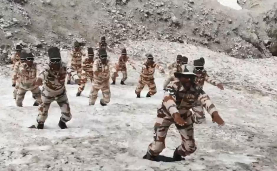 The Indo-Tibetian Border Police performed Surya Namaskar in Himayalay. Twitter/PIB_India The Indo-Tibetian Border Police performed Surya Namaskar in Himayalay. Twitter/PIB_India