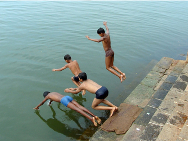 Rescue team recovers bodies of four engineering students who drowned in Krishna river in Andhra Pradesh Rescue team recovers bodies of four engineering students who drowned in Krishna river in Andhra Pradesh
