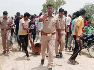 Uttar Pradesh Police apologises after picture of man lynched over cow slaughter in Hapur goes viral Uttar Pradesh Police apologises after picture of man lynched over cow slaughter in Hapur goes viral