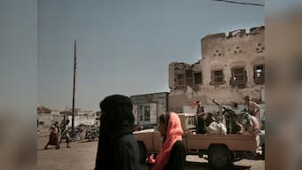 Over 30,000 civilians flee Yemen's Hodeida as clashes between Saudi-led coalition, Houthi rebels intensify