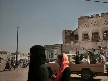 Over 30,000 civilians flee Yemen's Hodeida as clashes between Saudi-led coalition, Houthi rebels intensify Over 30,000 civilians flee Yemen's Hodeida as clashes between Saudi-led coalition, Houthi rebels intensify