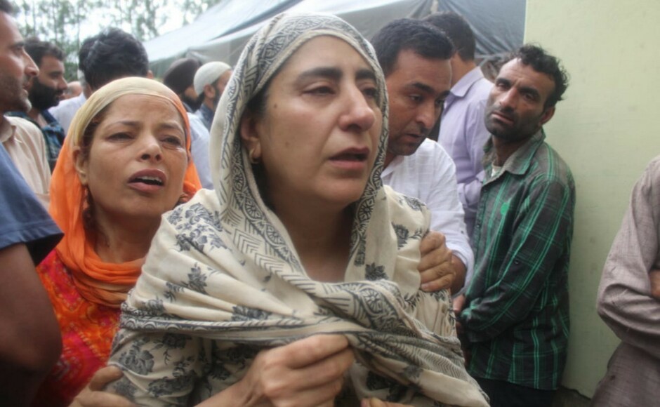 As people assembled in hundreds to pay their respects to Bukhari, The Rising Kashmir also pulished an article that said 'We will uphold your principle of telling the truth however unpleasant it may be'. Sameer Yasir/Firstpost As people assembled in hundreds to pay their respects to Bukhari, The Rising Kashmir also pulished an article that said 'We will uphold your principle of telling the truth however unpleasant it may be'. Sameer Yasir/Firstpost
