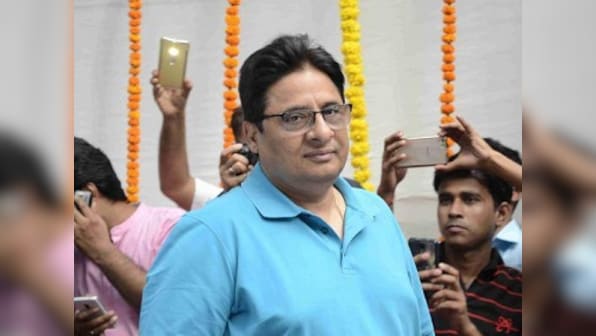Fanney Khan: Vashu Bhagnani sends legal notice to film's co-producers after omission of his name from poster