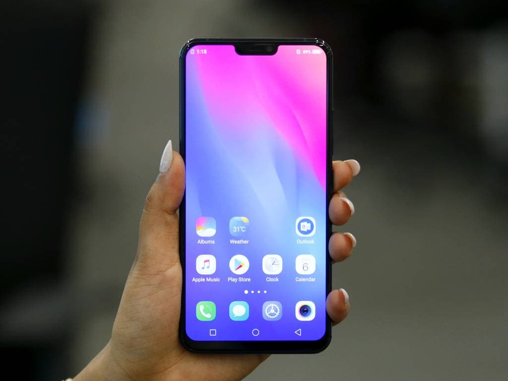  Vivo X21 review: An innovative smartphone that loses out to the OnePlus 6
