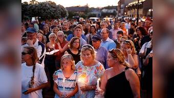Capital Gazette shooting: Hundreds attend vigil for victims in Annapolis; Donald Trump calls attack a 'disgrace'