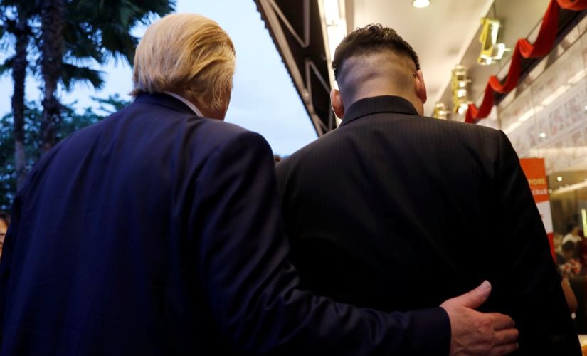 Od groźby wojny po braterskie uściski, Kim pojawił się jako utalentowany dyplomata z nieoczekiwaną pomocą nowego gracza w grze: Trumpa.  Reuters