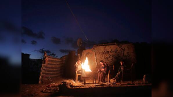 Dozens injured by Israeli fire and tear gas on Gaza strip: Morocco sends humanitarian aid to Palestine