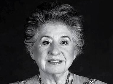 Johor Sultan Ibrahim Sultan Iskandar's mother passes away; Singapore prime minister Lee Hsein Loong sends condolences Johor Sultan Ibrahim Sultan Iskandar's mother passes away; Singapore prime minister Lee Hsein Loong sends condolences