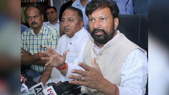 BJP's Lal Singh must apologise for threatening journos with Shujaat Bukhari-like fate, says Editors Guild of India