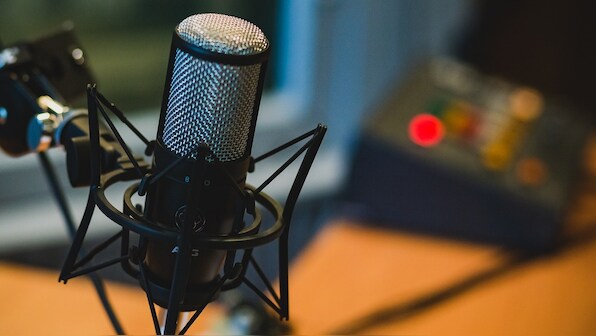 Google Podcasts app available in Play Store: It's basic, but betting big on AI